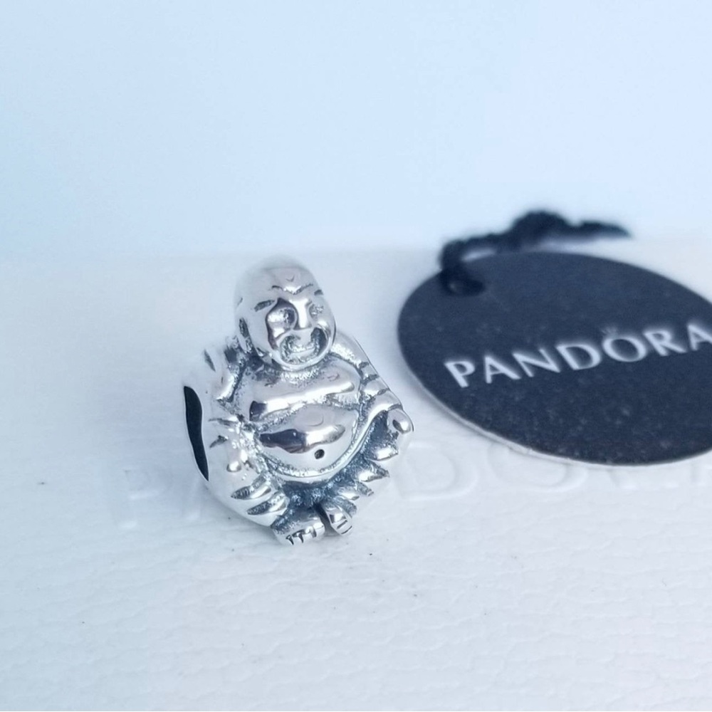 Smiling Buddha Pandora charm